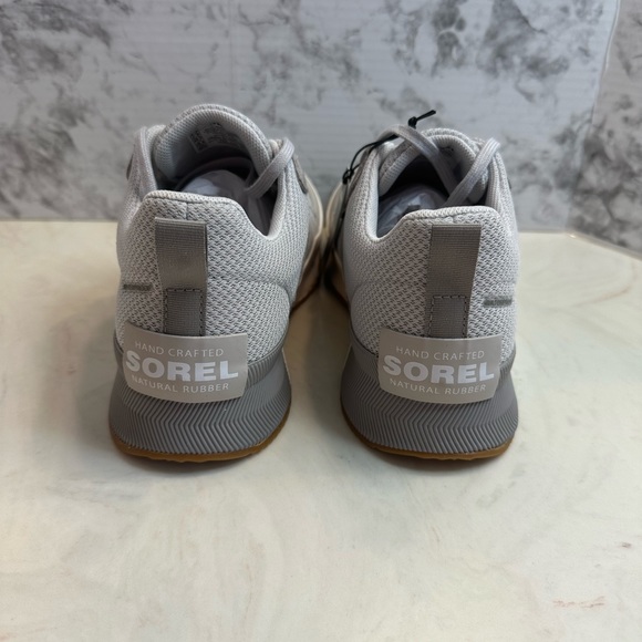 Sorel Women's Out N About III Low Sneaker - Moonstone/Dove 9.5 - Picture 4 of 8